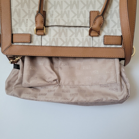Michael Kors Dillon Satchel Vanilla & Acorn Signature - Picture 8 of 16